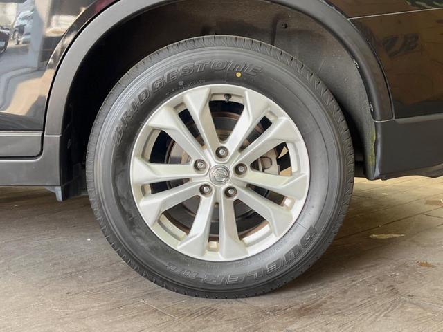 エクストレイル 20X エマージェンシーブレーキパッケージ 純正SDナビ 全周囲カメラ 衝突被害軽減システム 禁煙車 クルーズコントロール コーナーセンサー アイドリングストップ シートヒーター LEDヘッド ETC 純正17インチアルミ 車線逸脱警報(14枚目)