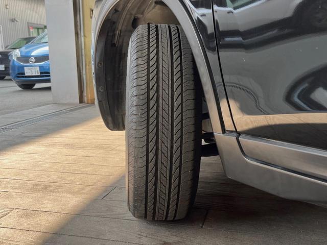 エクストレイル 20X エマージェンシーブレーキパッケージ 純正SDナビ 全周囲カメラ 衝突被害軽減システム 禁煙車 クルーズコントロール コーナーセンサー アイドリングストップ シートヒーター LEDヘッド ETC 純正17インチアルミ 車線逸脱警報(42枚目)