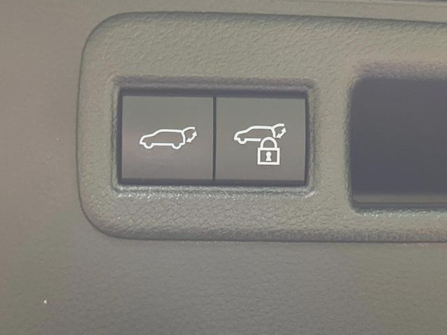 ハリアー Z レザーパッケージ 調光パノラマルーフ 12.3型ディスプレイオーディオ 全周囲カメラ レーダークルーズ JBLサウンド シートベンチレーション ブラインドスポットモニター パワーシート パワーバックドア(9枚目)