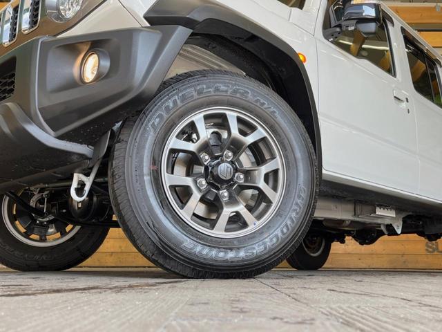 ジムニーノマド ＦＣ　８インチＳＤナビ　禁煙車　４ＷＤ　セーフティサポート　レーダークルーズ　シートヒーター　ＬＥＤヘッド　アイドリングストップ　コーナーセンサー　純正１５インチアルミ　革巻きステアリング　　スマートキー（14枚目）