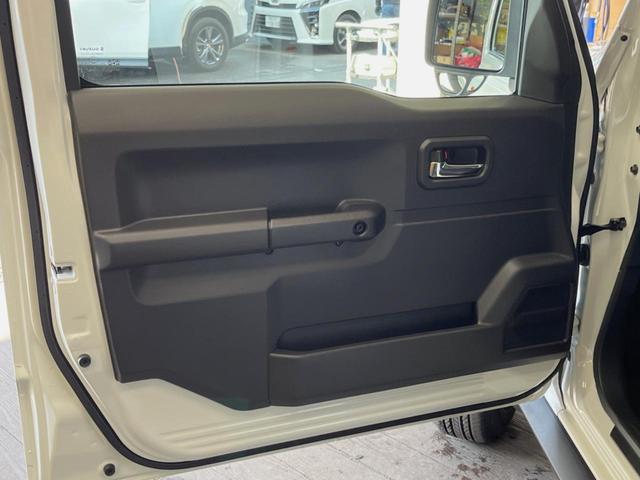 ジムニーノマド ＦＣ　８インチＳＤナビ　禁煙車　４ＷＤ　セーフティサポート　レーダークルーズ　シートヒーター　ＬＥＤヘッド　アイドリングストップ　コーナーセンサー　純正１５インチアルミ　革巻きステアリング　　スマートキー（24枚目）