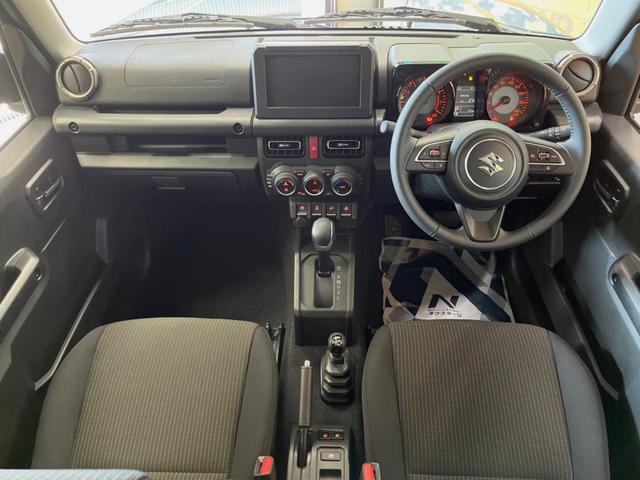 ジムニーノマド FC 登録済み未使用車 レーダークルーズコントロール シートヒーター アイドリングストップ コーナーセンサー 純正革巻きステアリング 15インチ純正アルミホイール LEDヘッド オートエアコン(2枚目)