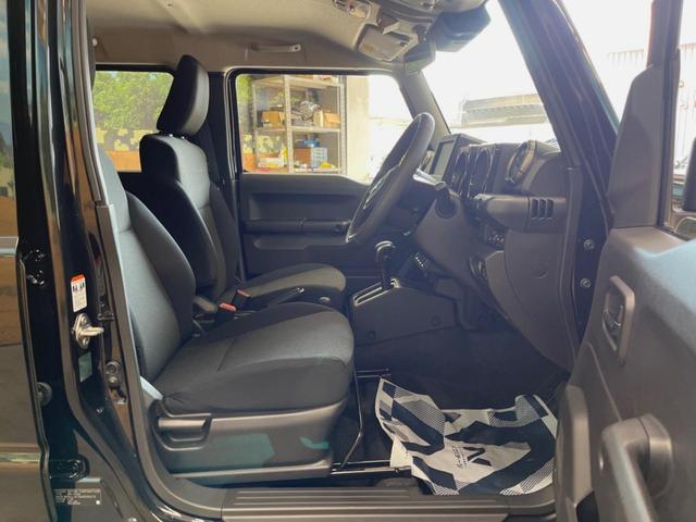 ジムニーノマド FC 登録済み未使用車 レーダークルーズコントロール シートヒーター アイドリングストップ コーナーセンサー 純正革巻きステアリング 15インチ純正アルミホイール LEDヘッド オートエアコン(8枚目)