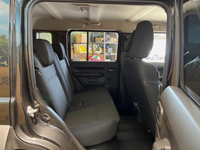 ジムニーノマド FC 登録済み未使用車 レーダークルーズコントロール シートヒーター アイドリングストップ コーナーセンサー 純正革巻きステアリング 15インチ純正アルミホイール LEDヘッド オートエアコン(9枚目)