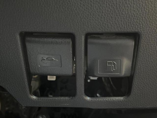 ノア S-Z 10.5インチディスプレイオーディオ バックカメラ セーフティセンス レーダークルーズ 両側パワスラ ハーフレザーシート シートヒーター LEDヘッド 純正17インチアルミ リアオートエアコン ETC(29枚目)