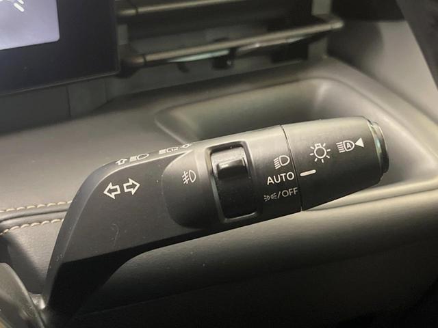 セレナ ｅ－パワー　ハイウェイスターＶ　両側ハンズフリーパワースライドドア　１２．３型メーカーナビ　シートヒーター　全周囲カメラ　ＥＴＣ　プロパイロット　革巻きステアリングホイール　純正１６インチアルミ　禁煙車　ＬＥＤヘッド　ＥＴＣ（31枚目）