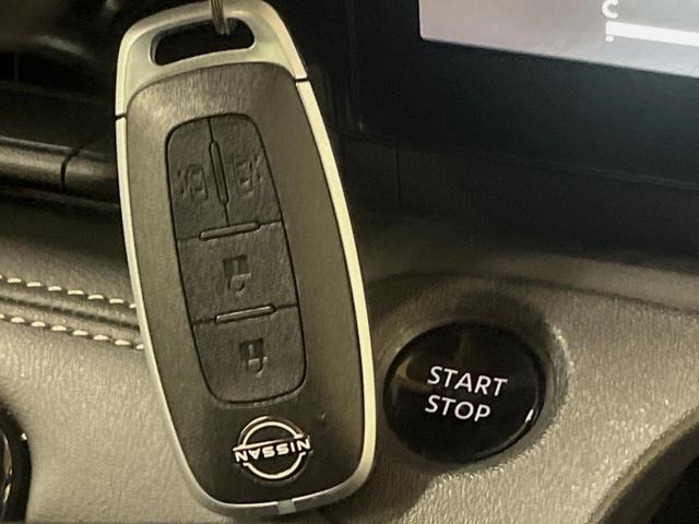 セレナ ｅ－パワー　ハイウェイスターＶ　両側ハンズフリーパワースライドドア　１２．３型メーカーナビ　シートヒーター　全周囲カメラ　ＥＴＣ　プロパイロット　革巻きステアリングホイール　純正１６インチアルミ　禁煙車　ＬＥＤヘッド　ＥＴＣ（38枚目）