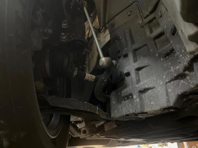 セレナ ｅ－パワー　ハイウェイスターＶ　両側ハンズフリーパワースライドドア　１２．３型メーカーナビ　シートヒーター　全周囲カメラ　ＥＴＣ　プロパイロット　革巻きステアリングホイール　純正１６インチアルミ　禁煙車　ＬＥＤヘッド　ＥＴＣ（43枚目）