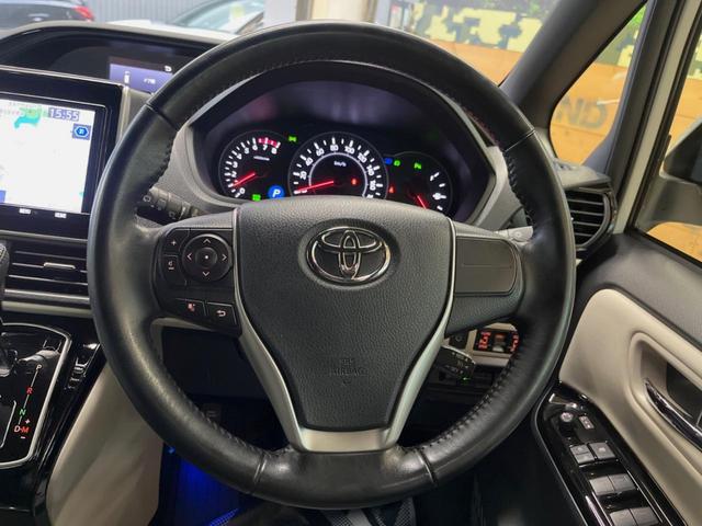 �y�����v�����X�e�A�����O�z�㎿�Ȋv���g�p���邱�ƂŁA��ɂ����������݂ƂĂ��^�]���₷���n���h���ł���