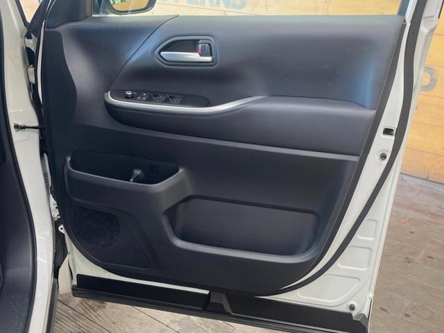 ヴォクシー S-Z 10.5インチディスプレイオーディオ バックカメラ セーフティセンス レーダークルーズ 両側パワスラ パワーバックドア 前列中列シートヒーター ハーフレザーシート 17インチアルミ 三眼LEDヘッド(26枚目)