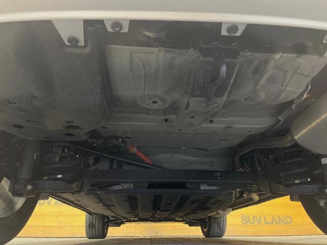 ヴェゼル ｅ：ＨＥＶ　Ｚ　９型ホンダコネクトナビ　バックカメラ　レーダークルーズ　禁煙車　パワーバックドア　シートヒーター　ダウンヒルアシスト　ＬＥＤヘッド　ＥＴＣ　置くだけ充電　クリアランスソナー　１８インチアルミ（20枚目）