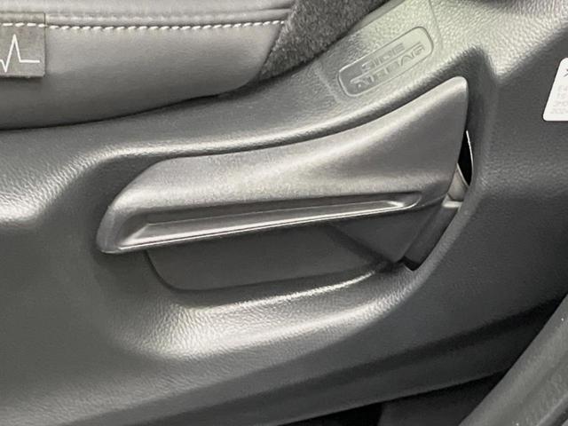 ヴェゼル ｅ：ＨＥＶ　Ｚ　９型ホンダコネクトナビ　バックカメラ　レーダークルーズ　禁煙車　パワーバックドア　シートヒーター　ダウンヒルアシスト　ＬＥＤヘッド　ＥＴＣ　置くだけ充電　クリアランスソナー　１８インチアルミ（46枚目）