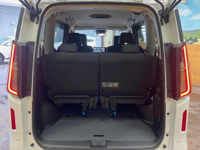 セレナ ハイウェイスターＶ　１２．３型メーカーナビ　全周囲カメラ　両側ハンズフリーパワースライドドア　プロパイロット　ＥＴＣ　ドライブレコーダー　禁煙車　セーフティアシスト　ＬＥＤヘッド　ダブルエアコン（44枚目）