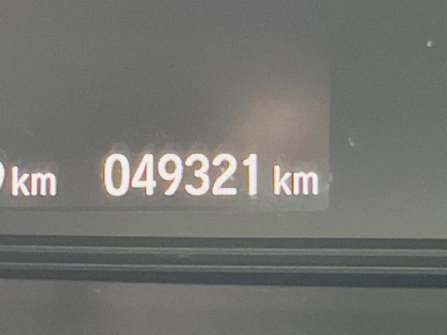 フリードハイブリッド ハイブリッド・モデューロX ホンダセンシング 純正ナビ バックカメラ ホンダセンシング レーダークルーズ 両側パワスラ ハーフレザーシート LEDヘッド 純正15インチアルミ オートエアコン オートライト 純正革巻きステアリング スマートキー(41枚目)