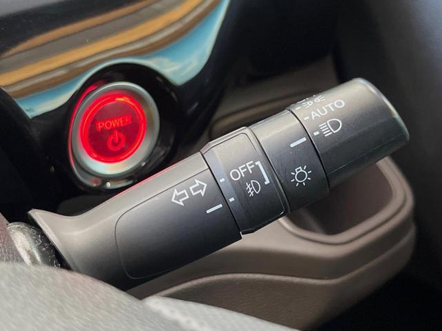 フリードハイブリッド ハイブリッド・モデューロX ホンダセンシング 純正ナビ バックカメラ ホンダセンシング レーダークルーズ 両側パワスラ ハーフレザーシート LEDヘッド 純正15インチアルミ オートエアコン オートライト 純正革巻きステアリング スマートキー(45枚目)