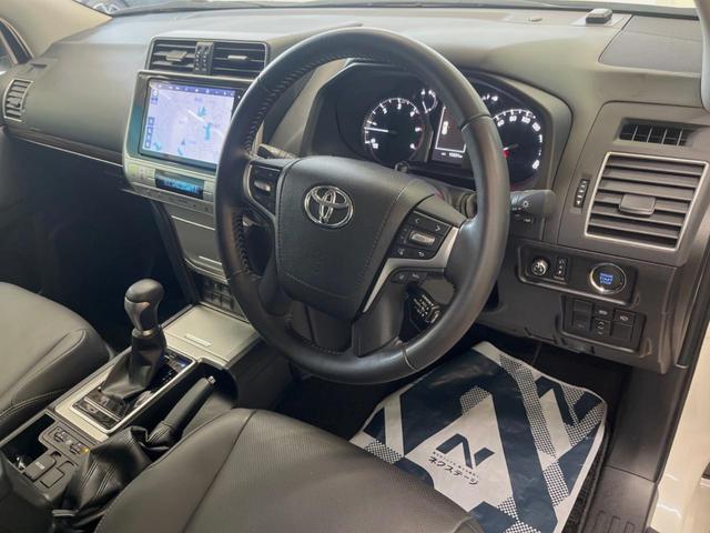 ランドクルーザープラド TX Lパッケージ マットブラックエディション 7人乗り サンルーフ 純正9インチナビ バックカメラ レーダークルーズ シートベンチレーション LEDヘッド クリアランスソナー ETC 黒革シート パワーシート 純正18インチアルミ スマートキー(32枚目)