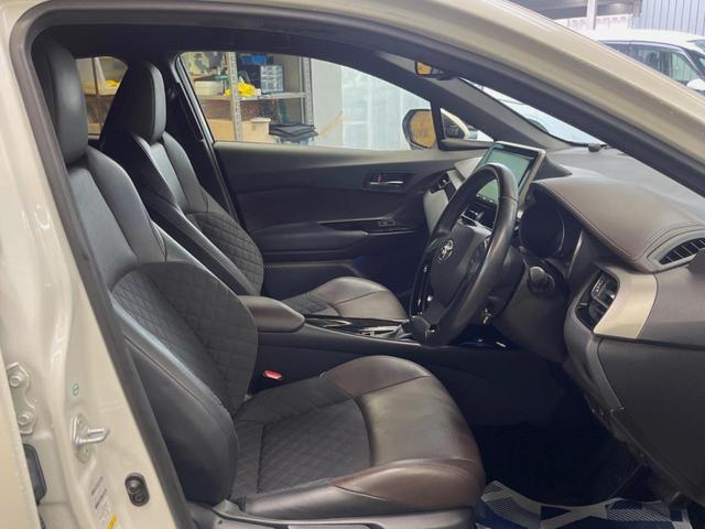 �y�n�[�t���U�[�V�[�g�z�������ƍ���S�n�𗼗������l�C�̃V�[�g���w�ʁE���ʂ̃t�@�u���b�N�f�ނ́A�ʋC���̗ǂ��⊊��ɂ����ɗD��Ă��܂��B�C���╞���ɍ��E���ꂸ���K�ɂ���肢�������܂��B