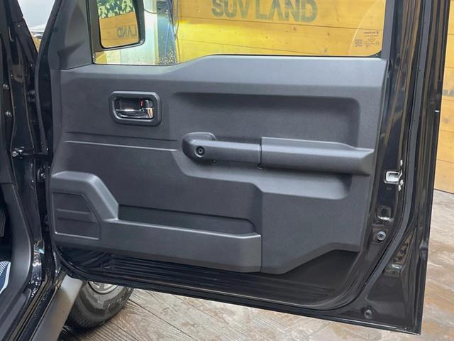 ジムニーノマド ＦＣ　登録済未使用車　４ＷＤ　セーフティーサポート　レーダークルーズ　前席シートヒーター　ダウンヒルアシスト　オートハイビーム　ＬＥＤヘッド　コーナーセンサー　純正１５インチアルミ　スマートキー（30枚目）