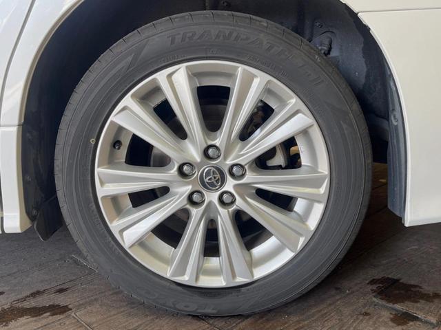 �y�����P�W�C���`�A���~�z�C�[���z�O�ςɃ}�b�`���������A���~�z�C�[���𑕒����Ă���܂��B�e��ЊO�A���~�z�C�[����A�X�^�b�h���X�^�C�����戵�����Ă���܂��B���񂲑��k����������