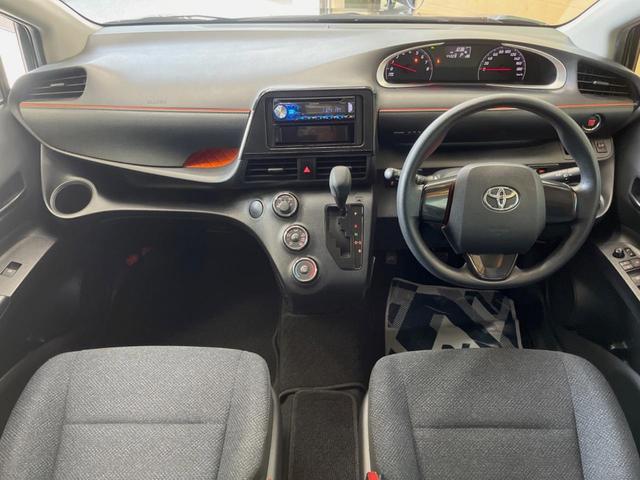 シエンタ Ｘ　禁煙車　オーディオ　電動スライドドア　スマートキー　ＥＴＣビルトイン　エアコン　グレーファブリックシート　電動格納ミラー　スライドドアイージークローザー（2枚目）