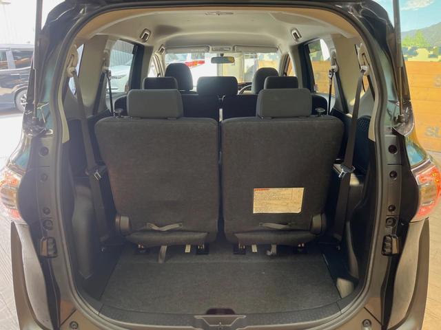 シエンタ Ｘ　禁煙車　オーディオ　電動スライドドア　スマートキー　ＥＴＣビルトイン　エアコン　グレーファブリックシート　電動格納ミラー　スライドドアイージークローザー（10枚目）