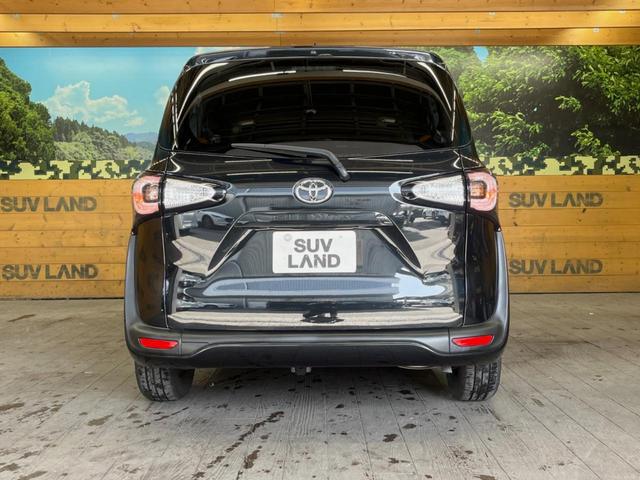 シエンタ Ｘ　禁煙車　オーディオ　電動スライドドア　スマートキー　ＥＴＣビルトイン　エアコン　グレーファブリックシート　電動格納ミラー　スライドドアイージークローザー（15枚目）