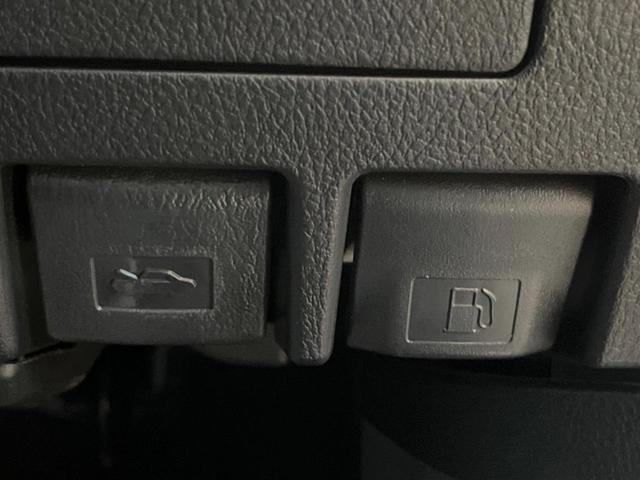 アルファード ２．５Ｓ　Ｃパッケージ　モデリスタエアロ　サンルーフ　後席モニター　ＢＩＧ－Ｘ１１型ナビ　バックカメラ　レーダークルーズ　禁煙車　メモリー機能付きパワーシート　前席シートベンチレーション　パワーバックドア　ビルトインＥＴＣ（31枚目）