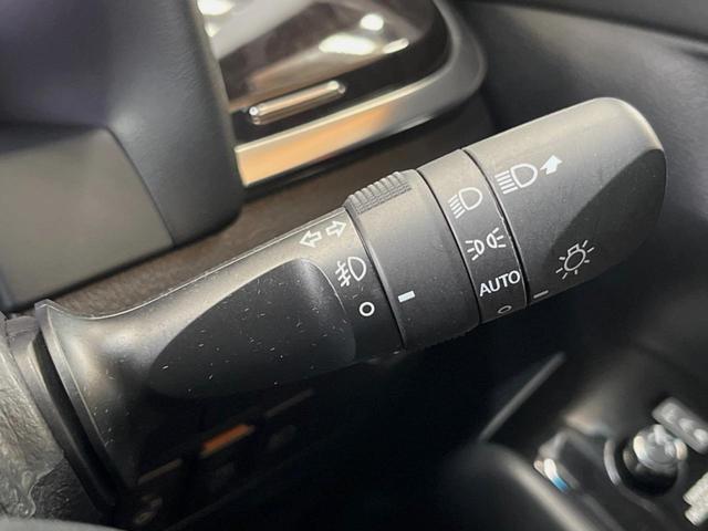 アルファード ２．５Ｓ　Ｃパッケージ　モデリスタエアロ　サンルーフ　後席モニター　ＢＩＧ－Ｘ１１型ナビ　バックカメラ　レーダークルーズ　禁煙車　メモリー機能付きパワーシート　前席シートベンチレーション　パワーバックドア　ビルトインＥＴＣ（44枚目）