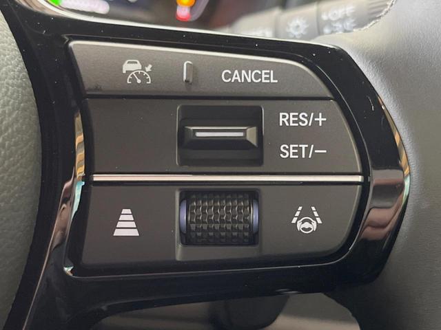ステップワゴン ｅ：ＨＥＶスパーダ　登録済未使用車　純正１１．４インチナビ　バックカメラ　ホンダセンシング　レーダークルーズ　ハーフレザーシート　両側パワスラ　ブラインドスポットモニター　シーケンシャルターンランプ　パワーバックドア（5枚目）