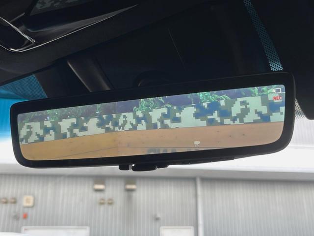 �y�f�W�^���C���i�[�~���[�z��Ȃ̑傫�ȉו��⓯��҂Ō�����m�F���Â炢���ł����S�I�J�������B�e�����ԗ�����̉f�������[���~���[���ɕ\���B�N���A�Ȏ��E�ŏ󋵂̊m�F���\�ł��I