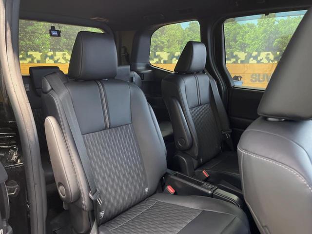 ノア ハイブリッドS-Z 10.5インチディスプレイオーディオ バックカメラ セーフティセンス レーダークルーズ ブラインドスポットモニター デジタルインナーミラー 両側パワスラ 前列中列シートヒーター パワーバックドア(8枚目)