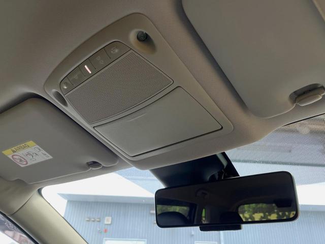 エクストレイル ２０Ｘ　ハイブリッド　メーカーナビ　全周囲カメラ　エマージェンシーブレーキ　クルーズコントロール　パワーバックドア　デュアルオートエアコン　ＬＥＤヘッド　純正１８インチアルミ　ハーフレザーシート　インテリジェントキー（5枚目）