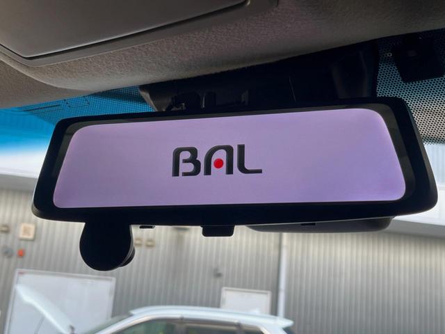 �y�f�W�^���C���i�[�~���[�z��Ȃ̑傫�ȉו��⓯��҂Ō�����m�F���Â炢���ł����S�I�J�������B�e�����ԗ�����̉f�������[���~���[���ɕ\���B�N���A�Ȏ��E�ŏ󋵂̊m�F���\�ł��I