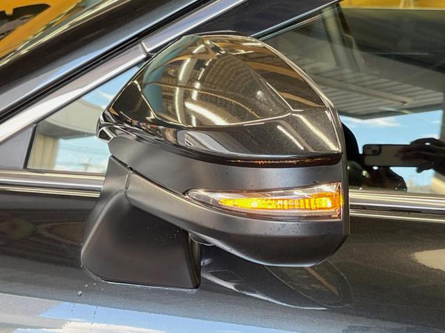 ハリアー Ｚ　純正１２．３型ナビ　全周囲カメラ　ＪＢＬサウンド　電動リアゲート　レーダークルーズ　パワーシート　衝突被害軽減システム　禁煙車　コーナーセンサー　純正１９インチルミ　ＬＥＤヘッド　フルセグＴＶ（24枚目）