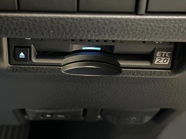 ハリアー Ｚ　純正１２．３型ナビ　全周囲カメラ　ＪＢＬサウンド　電動リアゲート　レーダークルーズ　パワーシート　衝突被害軽減システム　禁煙車　コーナーセンサー　純正１９インチルミ　ＬＥＤヘッド　フルセグＴＶ（32枚目）