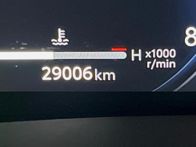 アルファードハイブリッド Ｚ　禁煙車　左右独立ムーンルーフ　１４インチディスプレイオーディオ　全周囲カメラ　１３．２型有機ＥＬフリップダウンモニター　レーダークルーズコントロール　シートベンチレーション　１８インチ純正アルミ（57枚目）