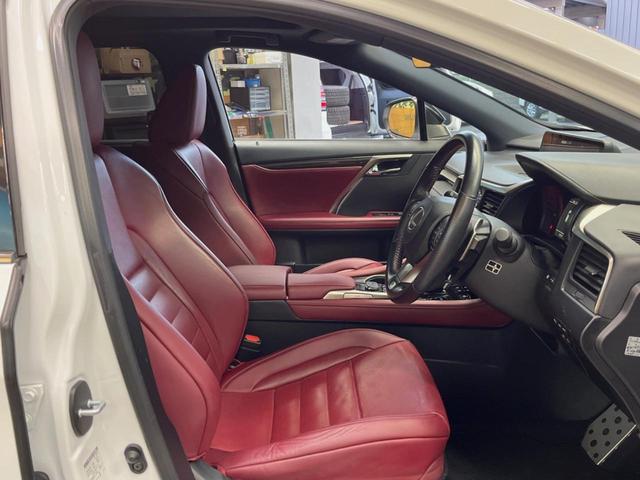 RX RX200t Fスポーツ サンルーフ 純正12.3型ワイドナビ サイド・バックカメラ レーダークルーズ マークレビンソン シートベンチレーション 赤革シート 三眼LEDヘッド ETC パワーバックドア クリアランスソナー(9枚目)