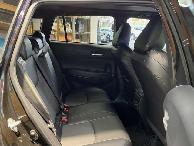 カローラクロス ハイブリッド　Ｚ　パノラマルーフ　１０．５型ディスプレイオーディオ　全周囲カメラ　レーダークルーズ　パワーバックドア　パワーシート　ＬＥＤヘッド　クリアランスソナー　ＥＴＣ　１００Ｖ電源　１８インチアルミ　ＥＴＣ（10枚目）