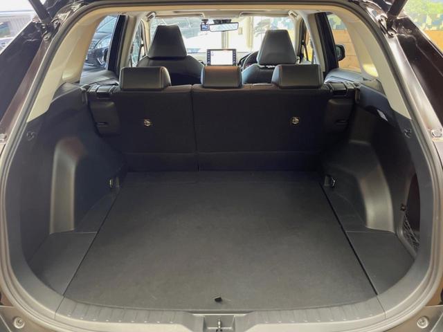 ＲＡＶ４ Ｇ　Ｚパッケージ　パノラマサンルーフ　９インチディスプレイオーディオ　全周囲カメラ　セーフティセンス　レーダークルーズ　ブラインドスポットモニター　デジタルインナーミラー　ハンズフリーパワーバックドア　ＬＥＤヘッド（10枚目）