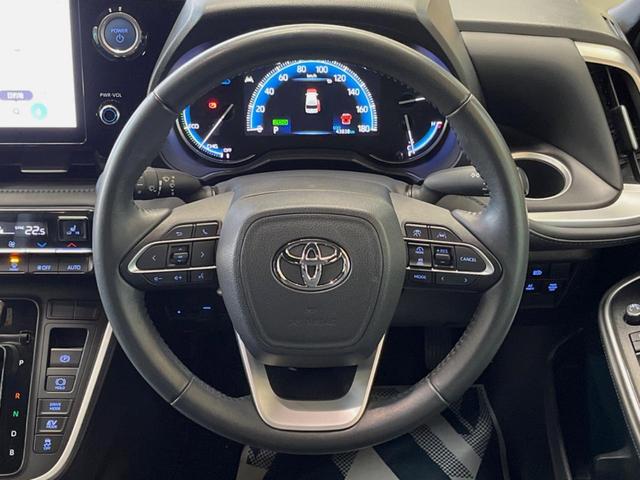 ヴォクシー ハイブリッドＳ－Ｚ　１０．５インチディスプレイオーディオ　バックカメラ　セーフティセンス　レーダークルーズ　フリップダウン　シートヒーター　両側パワスラ　ハーフレザーシート　デュアルオートエアコン　１７インチアルミ（11枚目）