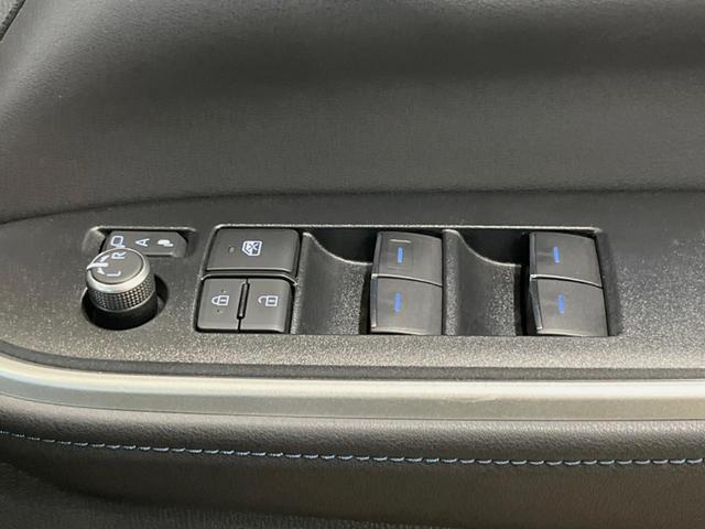 ヴォクシー ハイブリッドＳ－Ｚ　１０．５インチディスプレイオーディオ　バックカメラ　セーフティセンス　レーダークルーズ　フリップダウン　シートヒーター　両側パワスラ　ハーフレザーシート　デュアルオートエアコン　１７インチアルミ（32枚目）