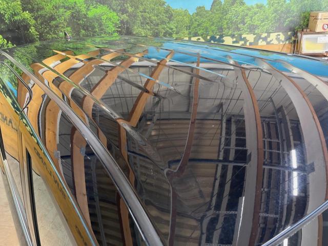 ヴォクシー ハイブリッドＳ－Ｚ　１０．５インチディスプレイオーディオ　バックカメラ　セーフティセンス　レーダークルーズ　フリップダウン　シートヒーター　両側パワスラ　ハーフレザーシート　デュアルオートエアコン　１７インチアルミ（40枚目）