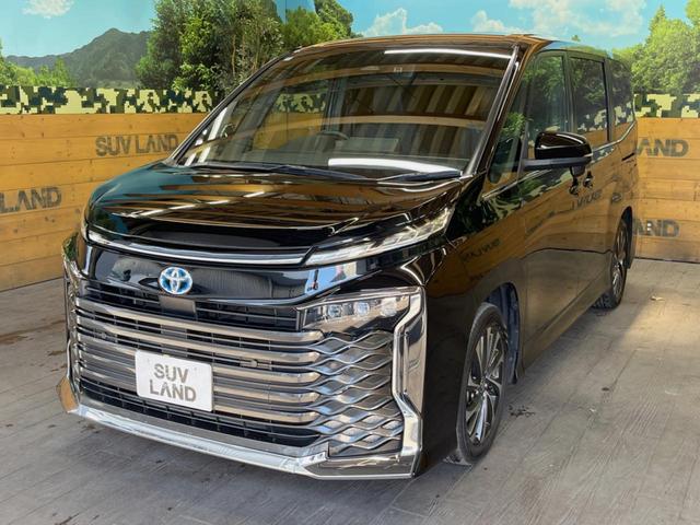 ヴォクシー ハイブリッドＳ－Ｚ　１０．５インチディスプレイオーディオ　バックカメラ　セーフティセンス　レーダークルーズ　フリップダウン　シートヒーター　両側パワスラ　ハーフレザーシート　デュアルオートエアコン　１７インチアルミ（46枚目）