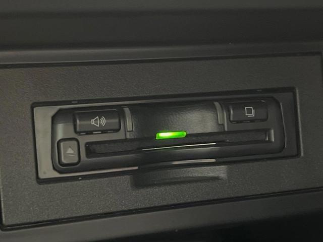 【ＥＴＣ】高速道路の料金所をストレスなく通過！話題のスポットやサービスエリアに多い「スマートＩＣ」利用時は必須のアイテムです。当店でセットアップを実施、ご納車当日からすぐにご利用いただけます！