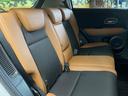 ハイブリッドＺ・ホンダセンシング　禁煙車　純正ＳＤナビ　バックカメラ　レーダークルーズコントロール　ホンダセンシング　シートヒーター　ＥＴＣ　１７インチ純正アルミ　左右独立オートエアコン　ブラウン革ファブリックコンビシート　トノカバー（41枚目）
