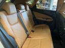 ＮＸ２５０　バージョンＬ　サンルーフ　１４型ディスプレイオーディオ　全周囲カメラ　レーダークルーズ　禁煙車　デジタルインナーミラー　ブラインドスポットモニター　ＥＴＣ　三眼ＬＥＤヘッド　シートベンチレーション　パワーバックドア（34枚目）