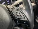 【レーダークルーズコントロール】高速道路での長距離走行が楽に!!自動で速度を保つクルーズコントロールが、衝突軽減システムと連携し、前方の車両を感知して車間を保つように速度調節してくれます!!