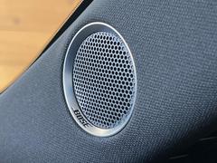 �ڣ£ϣӣť�����ɥ����ƥ��դ������ʥӡ۽��¤Υʥӵ�ǽ�Ϥ�����󡢹��٤ʥ��塼�˥�ǽ�Ϥ���ܤ���Ƥ��ꡢ�ⲻ���ʲ��ڤ򤪳ڤ��ߤ��������ޤ��� 3