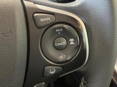 �ڥ����ץƥ��֥��롼������ȥ�����۹�®ƻϩ�Ǥ�Ĺ��Υ���Ԥ��ڤˡ�����ư��®�٤��ݤĥ��롼������ȥ����뤬�����ͷڸ������ƥ��Ϣ�Ȥ��������μ�ξ���Τ��Ƽִ֤��ݤĤ褦��®��Ĵ�ᤷ�Ƥ���ޤ����� 5