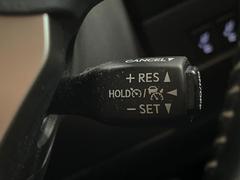 �ڥ졼�������롼������ȥ�����۹�®ƻϩ�Ǥ�Ĺ��Υ���Ԥ��ڤˡ�����ư��®�٤��ݤĥ��롼������ȥ����뤬�����ͷڸ������ƥ��Ϣ�Ȥ��������μ�ξ���Τ��Ƽִ֤��ݤĤ褦��®��Ĵ�ᤷ�Ƥ���ޤ����� 5